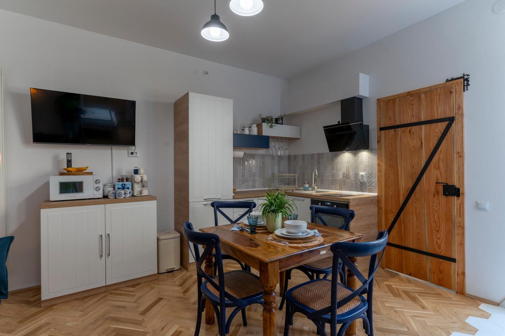 Luxurious Apartment In Old Town - Ultra Central Braşov Eksteriør billede